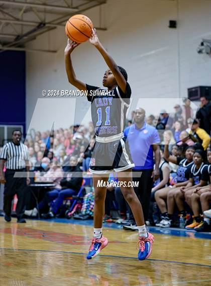 Thumbnail 3 in Chilton County vs Isabella (Chilton County Tournament) photogallery.