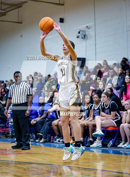 Thumbnail 3 in Chilton County vs Isabella (Chilton County Tournament) photogallery.