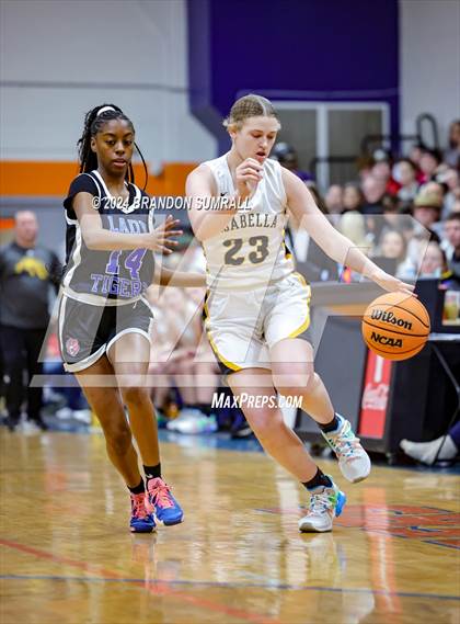 Thumbnail 1 in Chilton County vs Isabella (Chilton County Tournament) photogallery.