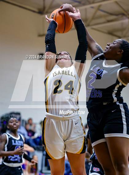 Thumbnail 1 in Chilton County vs Isabella (Chilton County Tournament) photogallery.