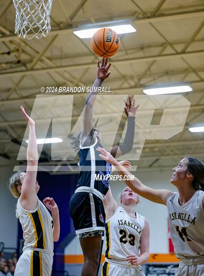 Thumbnail 1 in Chilton County vs Isabella (Chilton County Tournament) photogallery.