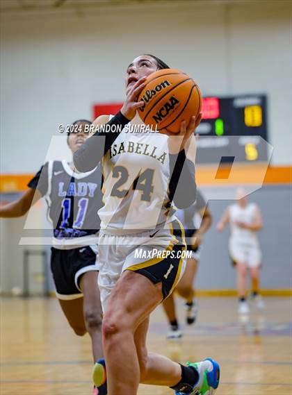 Thumbnail 2 in Chilton County vs Isabella (Chilton County Tournament) photogallery.