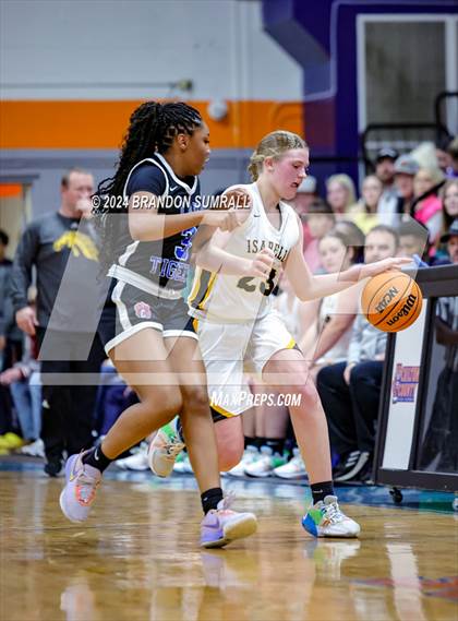 Thumbnail 1 in Chilton County vs Isabella (Chilton County Tournament) photogallery.