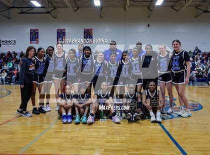 Thumbnail 3 in Chilton County vs Isabella (Chilton County Tournament) photogallery.