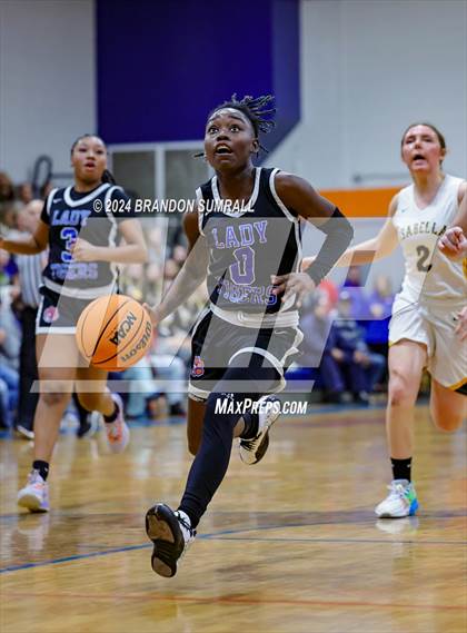Thumbnail 2 in Chilton County vs Isabella (Chilton County Tournament) photogallery.