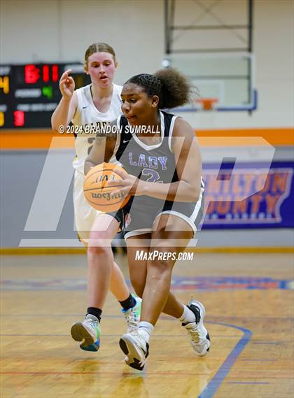 Thumbnail 1 in Chilton County vs Isabella (Chilton County Tournament) photogallery.