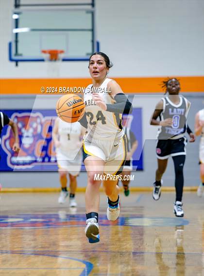 Thumbnail 2 in Chilton County vs Isabella (Chilton County Tournament) photogallery.
