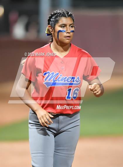 Thumbnail 3 in San Manuel vs. Superior (AIA 1A Final) photogallery.