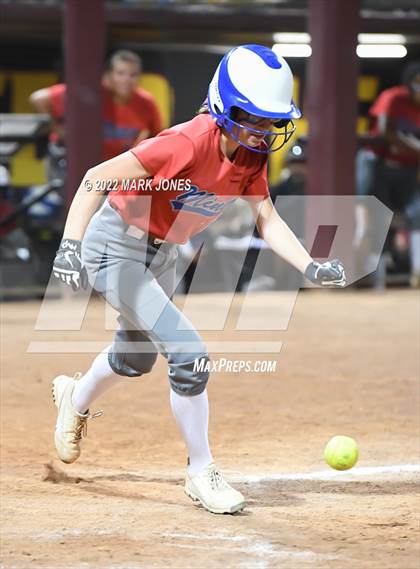 Thumbnail 2 in San Manuel vs. Superior (AIA 1A Final) photogallery.