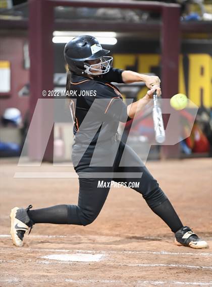 Thumbnail 1 in San Manuel vs. Superior (AIA 1A Final) photogallery.