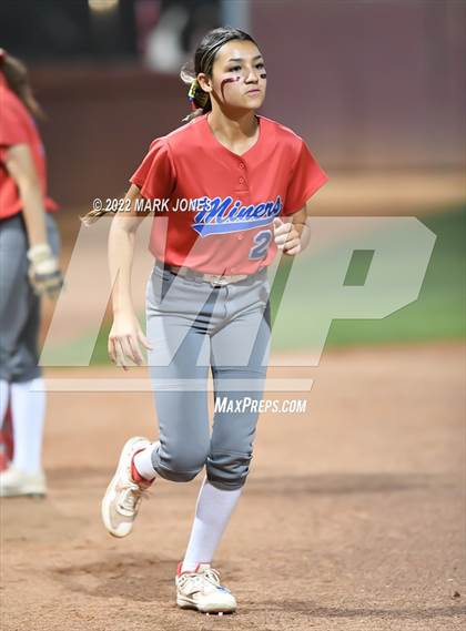 Thumbnail 2 in San Manuel vs. Superior (AIA 1A Final) photogallery.
