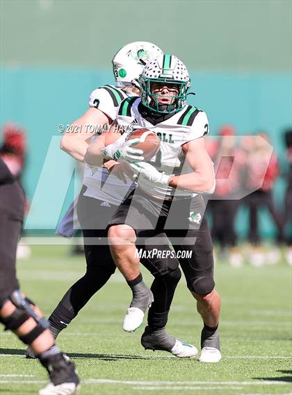 Thumbnail 3 in Southlake Carroll vs. Trinity (UIL Class 6A D1 Quarterfinals) photogallery.