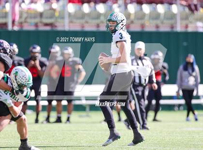 Thumbnail 1 in Southlake Carroll vs. Trinity (UIL Class 6A D1 Quarterfinals) photogallery.