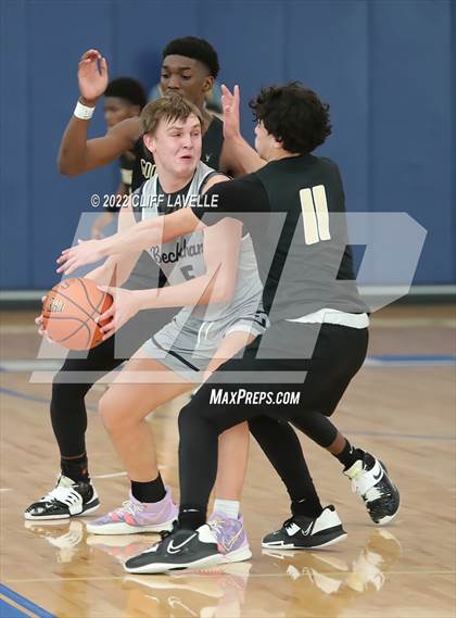 Thumbnail 1 in Goose Creek vs Lucy Beckham (Lowcountry Roundball Classic) photogallery.