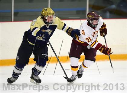 Thumbnail 3 in Notre Dame-Fairfield vs. St. Joseph (West Haven Christmas Tournament) photogallery.