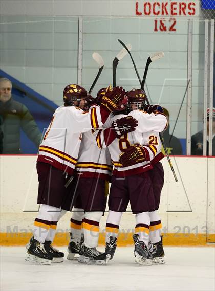 Thumbnail 3 in Notre Dame-Fairfield vs. St. Joseph (West Haven Christmas Tournament) photogallery.