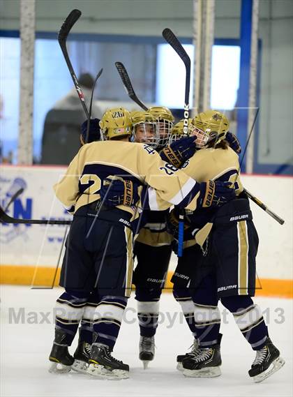 Thumbnail 2 in Notre Dame-Fairfield vs. St. Joseph (West Haven Christmas Tournament) photogallery.