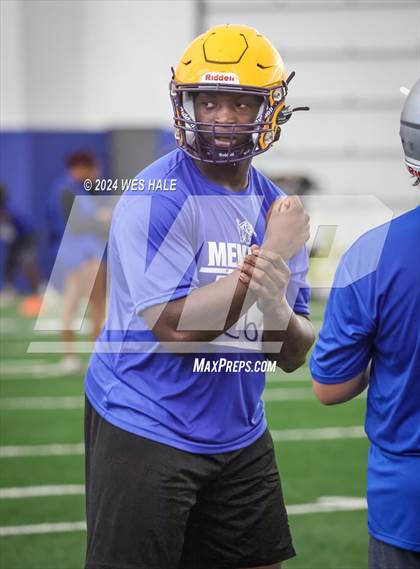 Thumbnail 3 in DeSoto Central vs Mills University Studies (U of Memphis 7v7) photogallery.