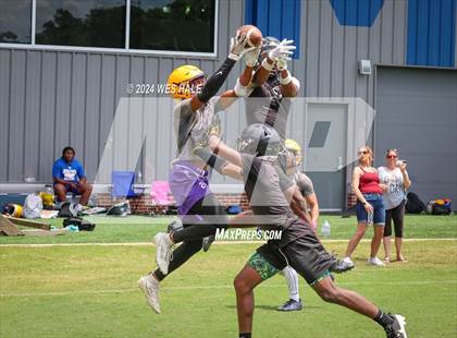 Thumbnail 2 in DeSoto Central vs Mills University Studies (U of Memphis 7v7) photogallery.