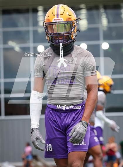 Thumbnail 1 in DeSoto Central vs Mills University Studies (U of Memphis 7v7) photogallery.
