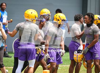 Thumbnail 3 in DeSoto Central vs Mills University Studies (U of Memphis 7v7) photogallery.
