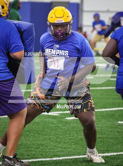 Thumbnail 1 in DeSoto Central vs Mills University Studies (U of Memphis 7v7) photogallery.