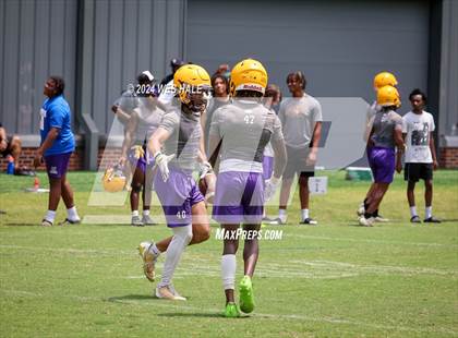 Thumbnail 1 in DeSoto Central vs Mills University Studies (U of Memphis 7v7) photogallery.