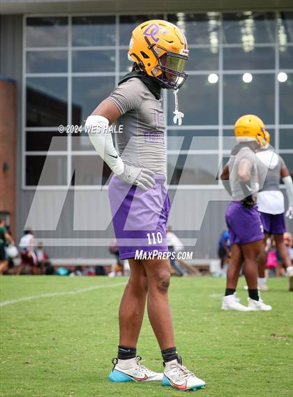 Thumbnail 2 in DeSoto Central vs Mills University Studies (U of Memphis 7v7) photogallery.
