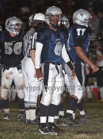 Thumbnail 1 in Flintridge Prep vs. St. Genevieve photogallery.