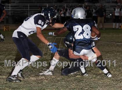 Thumbnail 3 in Flintridge Prep vs. St. Genevieve photogallery.
