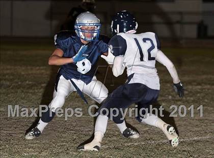 Thumbnail 1 in Flintridge Prep vs. St. Genevieve photogallery.