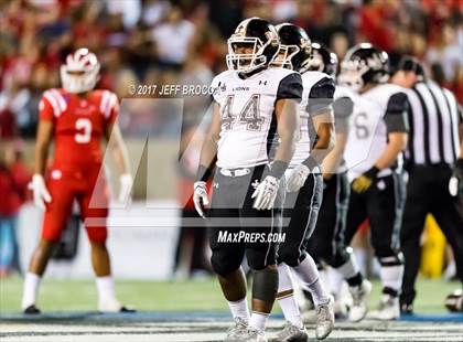 Thumbnail 1 in JSerra Catholic vs. Mater Dei photogallery.