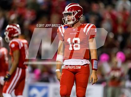 Thumbnail 3 in JSerra Catholic vs. Mater Dei photogallery.