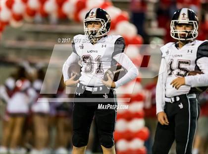 Thumbnail 3 in JSerra Catholic vs. Mater Dei photogallery.