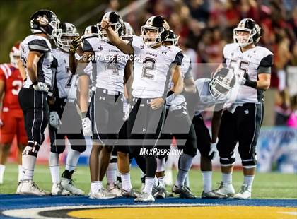Thumbnail 1 in JSerra Catholic vs. Mater Dei photogallery.