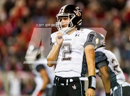 Thumbnail 2 in JSerra Catholic vs. Mater Dei photogallery.