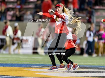 Thumbnail 2 in JSerra Catholic vs. Mater Dei photogallery.