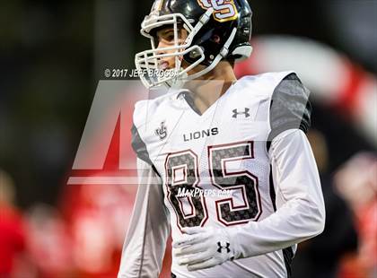 Thumbnail 1 in JSerra Catholic vs. Mater Dei photogallery.