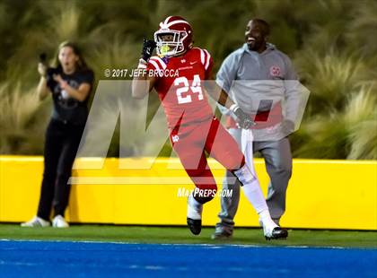 Thumbnail 1 in JSerra Catholic vs. Mater Dei photogallery.