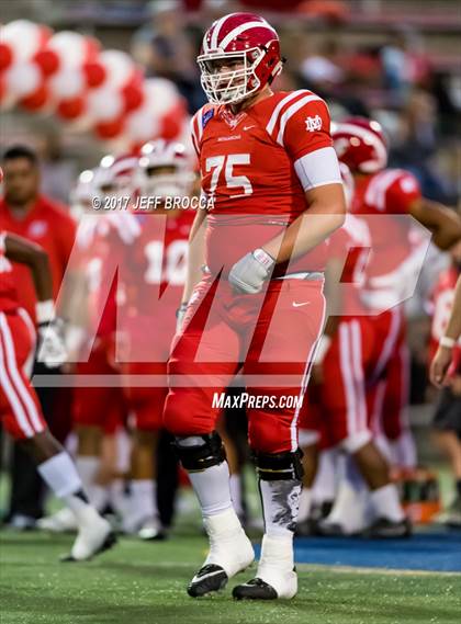 Thumbnail 3 in JSerra Catholic vs. Mater Dei photogallery.