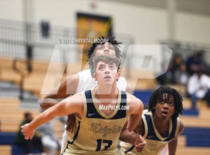 Thumbnail 3 in River Ridge vs. Collins Hill (Lemon Street Classic) photogallery.