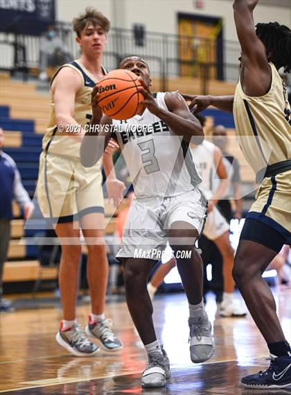 Thumbnail 2 in River Ridge vs. Collins Hill (Lemon Street Classic) photogallery.