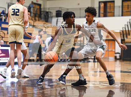 Thumbnail 3 in River Ridge vs. Collins Hill (Lemon Street Classic) photogallery.