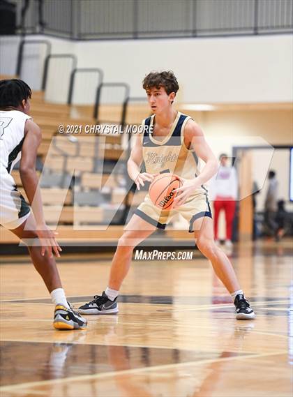 Thumbnail 2 in River Ridge vs. Collins Hill (Lemon Street Classic) photogallery.