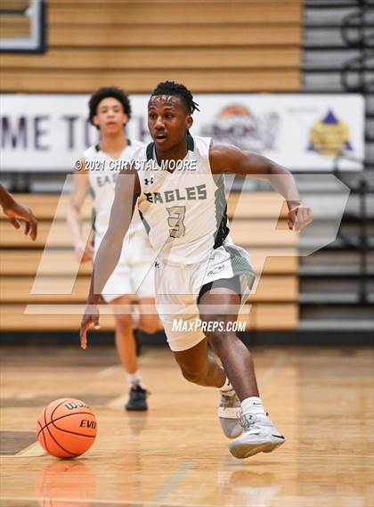 Thumbnail 2 in River Ridge vs. Collins Hill (Lemon Street Classic) photogallery.