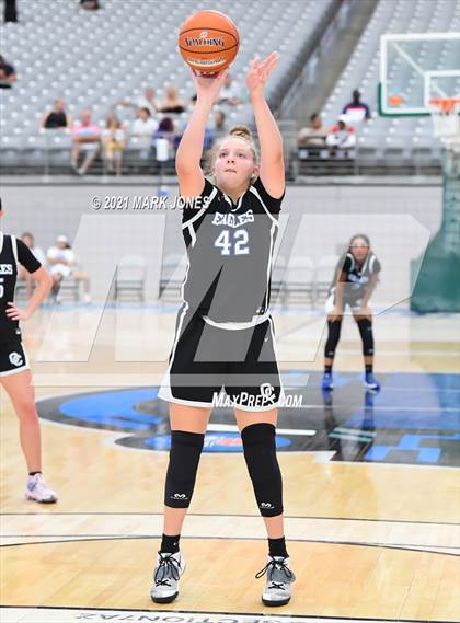 Thumbnail 2 in Perry vs. O'Connor - Section 7 Basketball Tournament photogallery.
