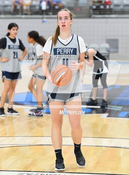 Thumbnail 2 in Perry vs. O'Connor - Section 7 Basketball Tournament photogallery.