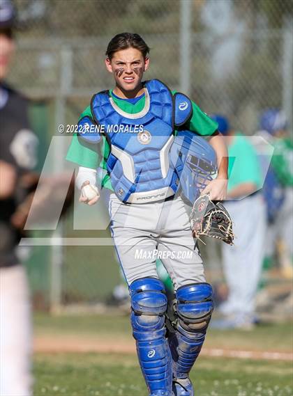 Thumbnail 3 in Bishop Amat vs Cathedral photogallery.