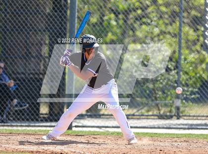 Thumbnail 2 in Bishop Amat vs Cathedral photogallery.
