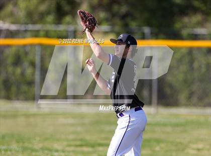 Thumbnail 3 in Bishop Amat vs Cathedral photogallery.
